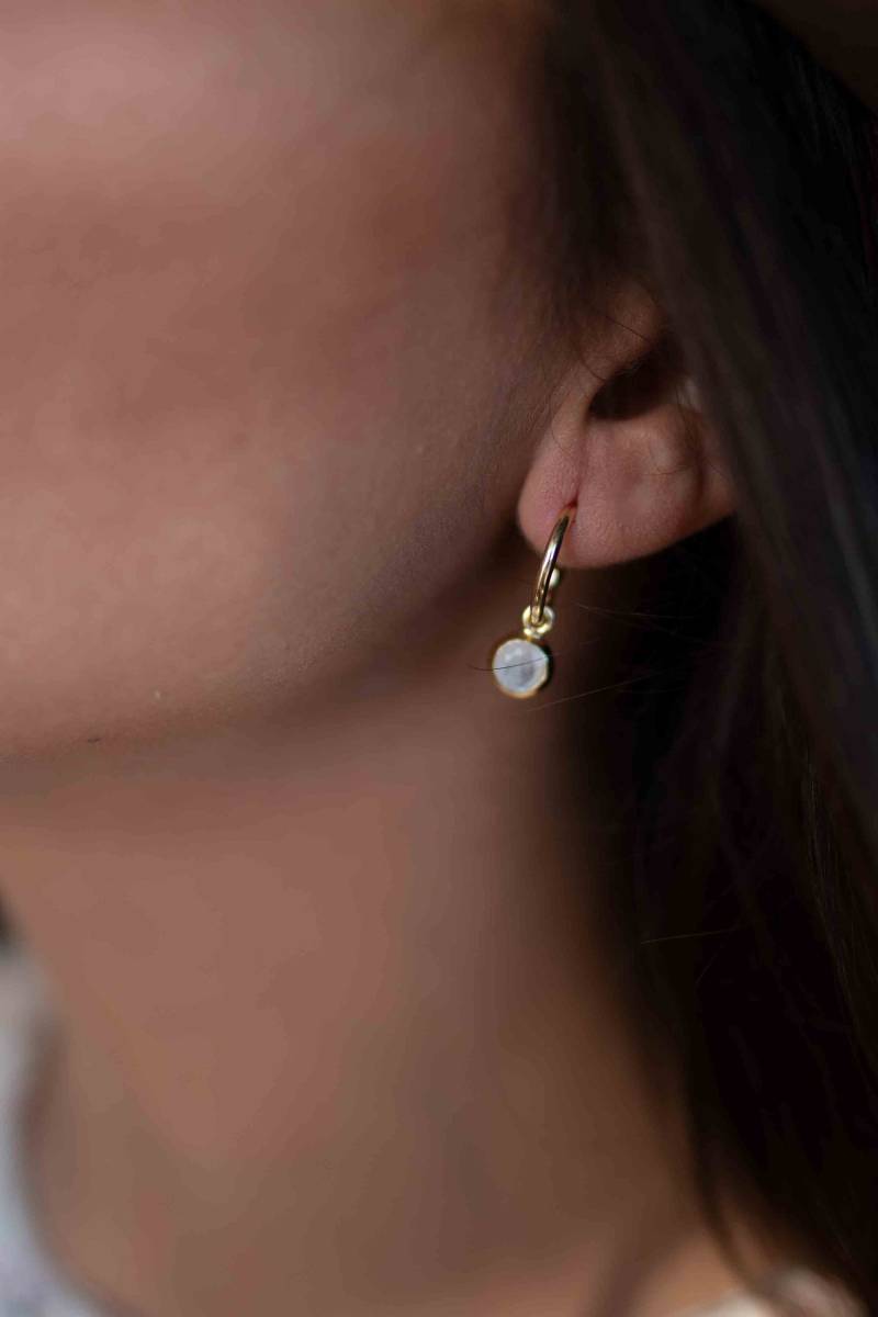 Mondstein Ohrringe ~ Ohrstecker Schmuck 18K Vergoldet Natürlich Minimalistisch Alltag Geschenk Für Sie Boho Hippie Me201 von MaresiaJewelry
