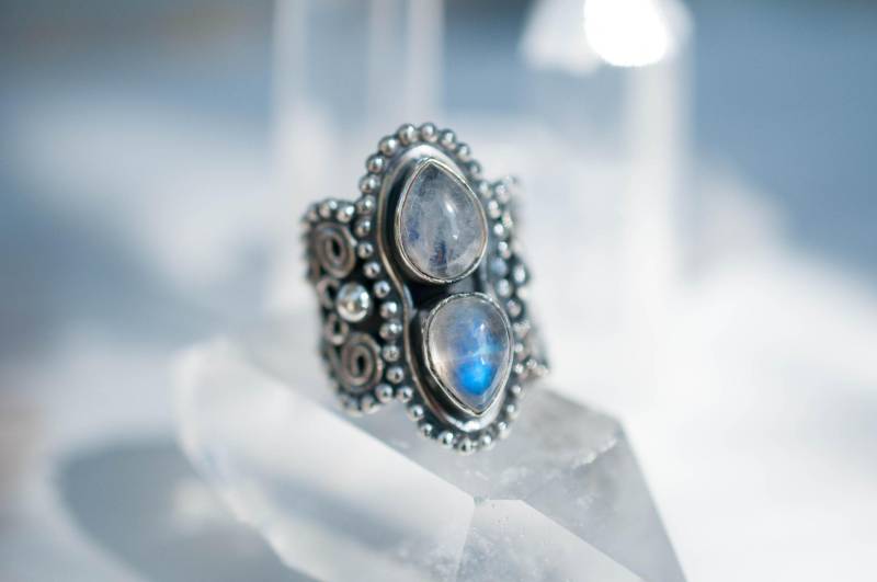 Regenbogen Mondstein Ring ~ Edelstein Natürlich Sterling Silber 925 Schmuck Handgemacht Juni Geburtsstein ~Statement ~Geschenk Für Sie Mr056 von MaresiaJewelry