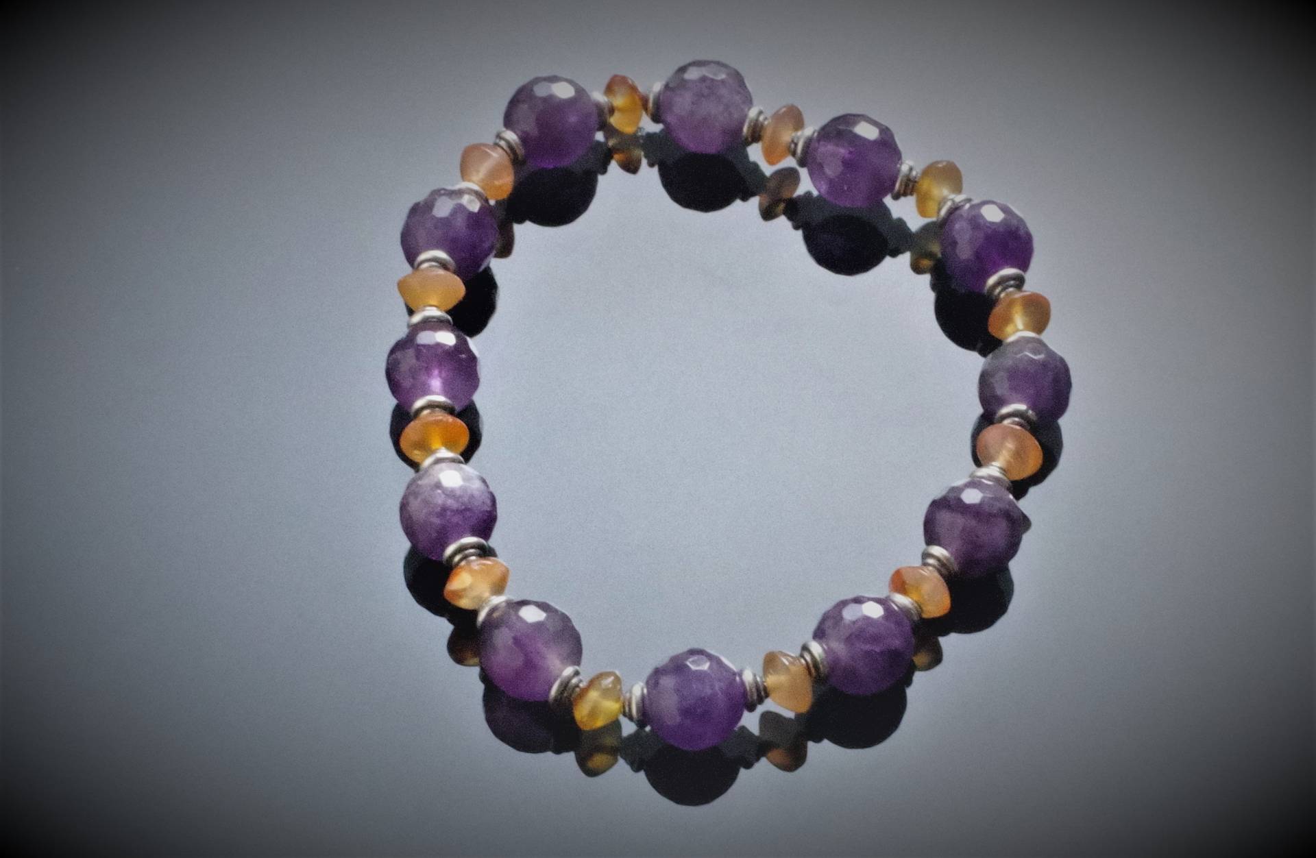 Chakra Armband Amethyst, Karneol Und Silber, Stretcharmband, Monatsstein, Geburtsstein, Heilstein von MaressiSchmuck