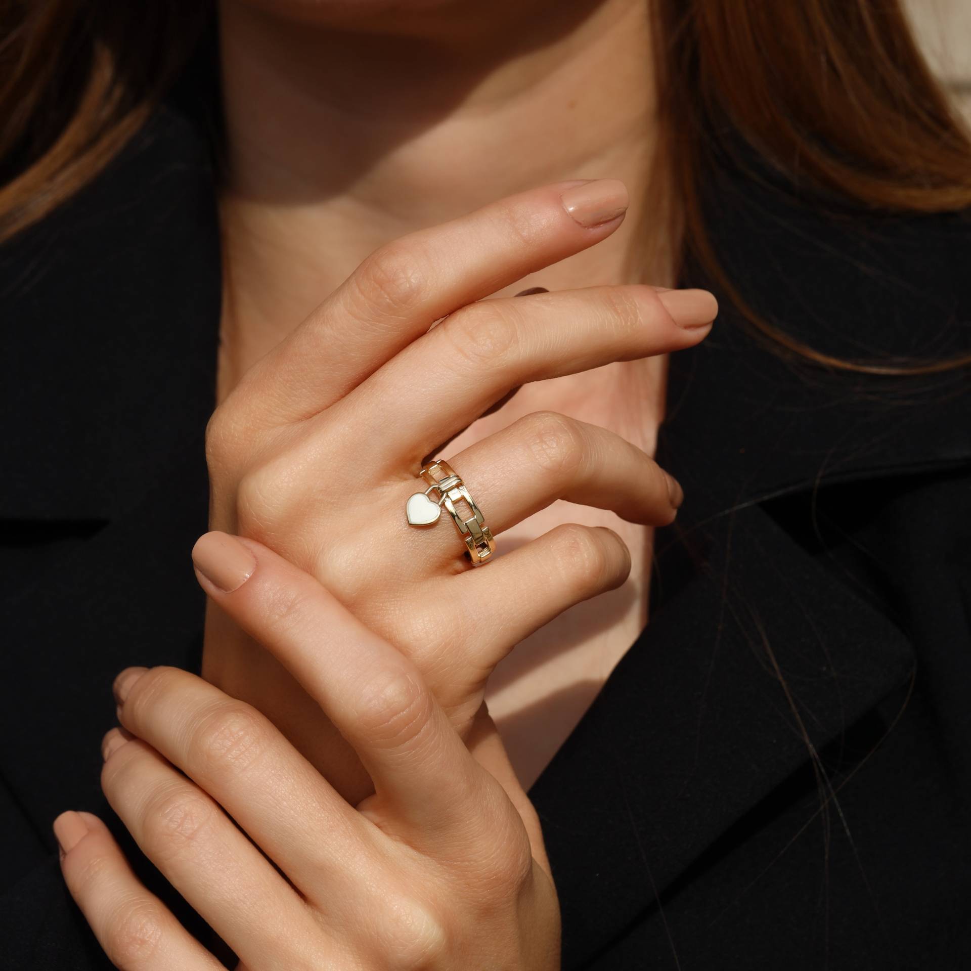 Archillea Ptarmica, 14K Solid Gold Ring, Zierlicher Stapel Ring Für Frauen, Charms Minimal Schmuck, Zarter Eleganter Schmuck von Maresuijewelry