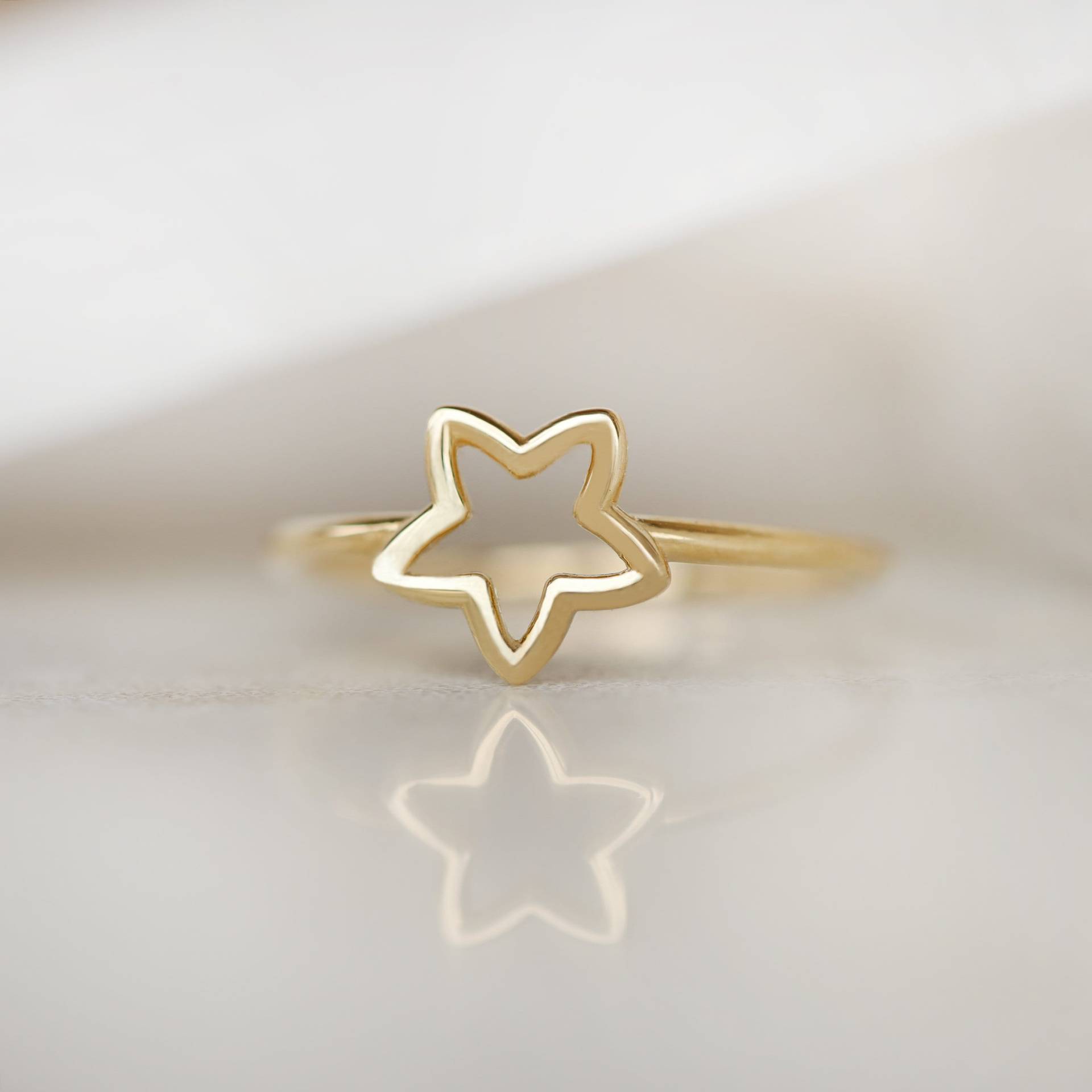 Cava Ring, 14K Solid Gold Elegante Stapelringe Für Frauen, Zierliche Minimal Schmuck, Zarte Geschenk Sie von Maresuijewelry