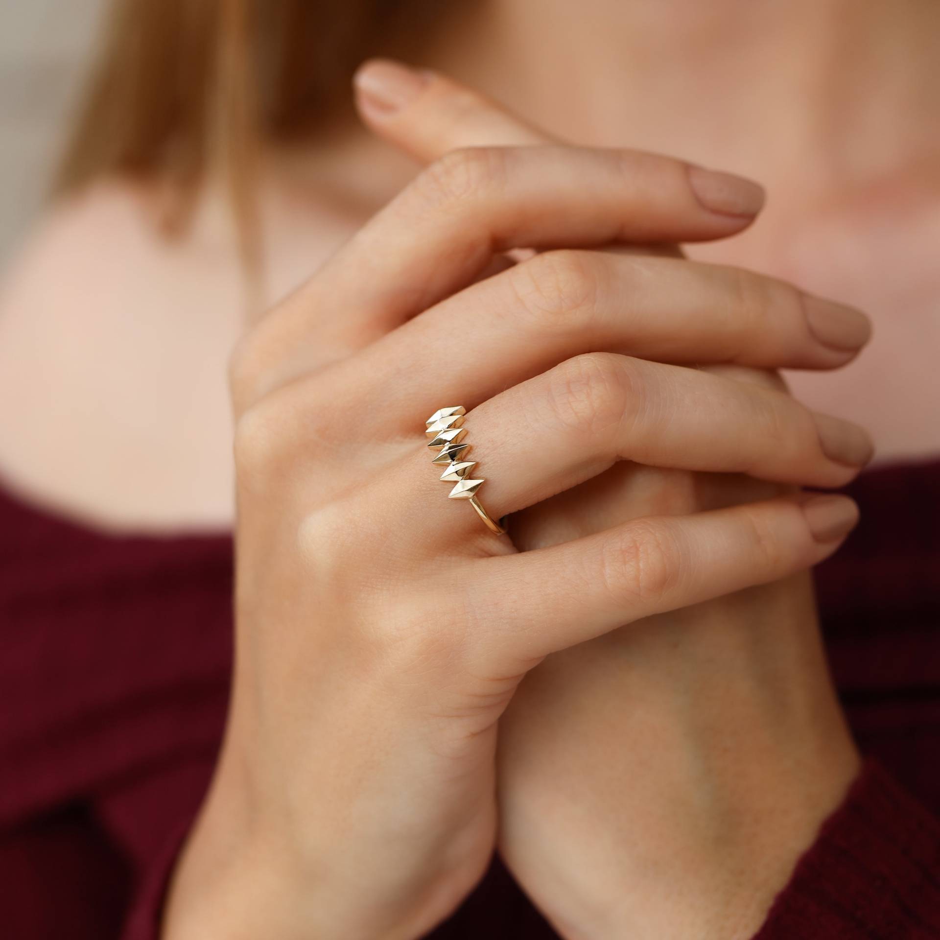 Cerianthus Ring, 14K Solid Gold Zierliche Stapelring Für Frauen, Geschenk Sie, Minimal Schmuck, Zarter Eleganter Schmuck von Maresuijewelry