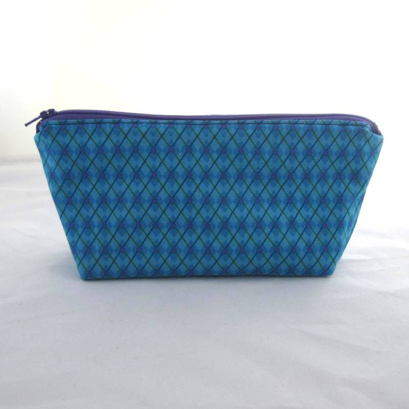 Argyle Reißverschluss Beutel Türkis & Lila Stoff Make-Up Tasche Argyle Reißverschluss Beutel Türkis & Lila Stoff Make-Up Tasche von MarfDaze