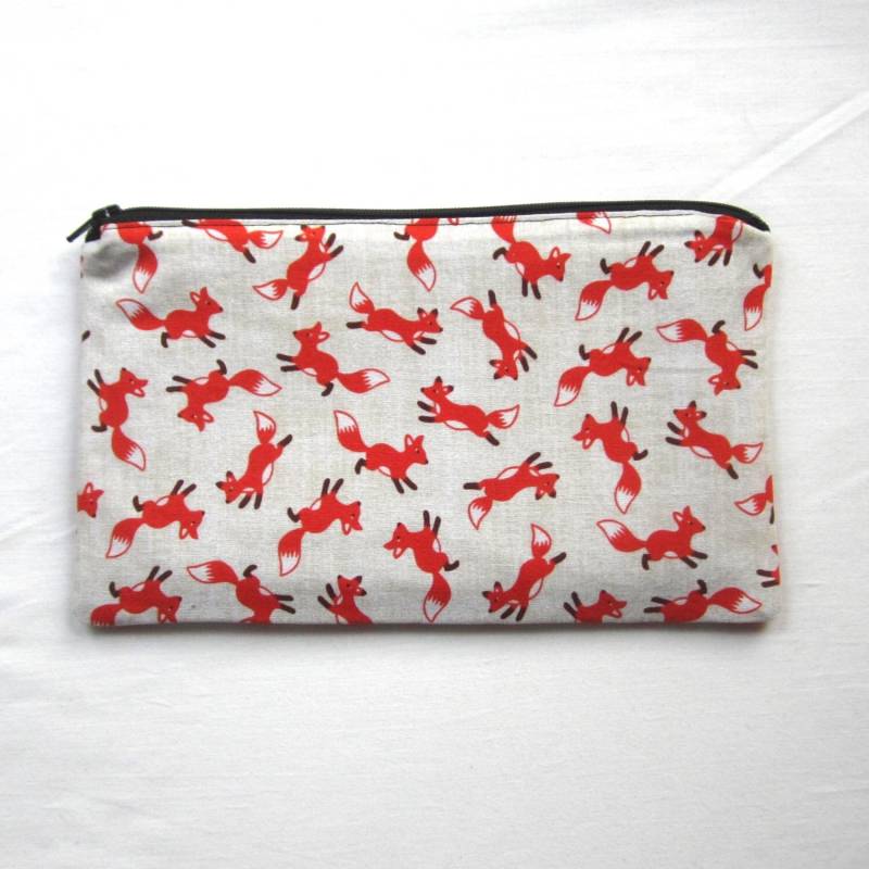 Füchse Auf Tan Stoff Reißverschluss Beutel/Bleistift Etui Kosmetiktasche Gadget Sack Füchse Auf Tan Stoff Reißverschluss Beutel/Bleistift Etui Kosmetiktasche Gadget Sack von MarfDaze