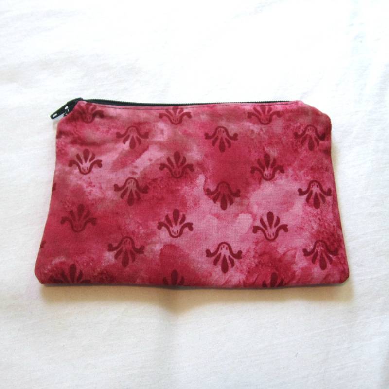 Himbeere Und Cranberry Batik Stoff Geldbörse/Reißverschluss Beutel Himbeere Und Cranberry Batik Stoff Geldbörse/Reißverschluss Beutel von MarfDaze