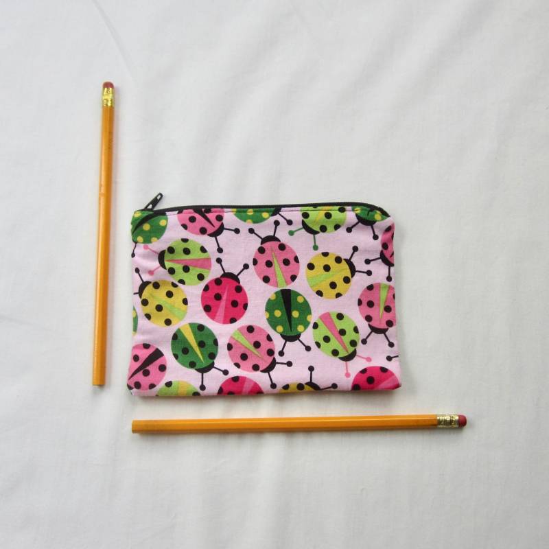 Marienkäfer Stoff Münze Geldbörse/Tasche/Geschenk Karte Umschlag Zipptasche von MarfDaze