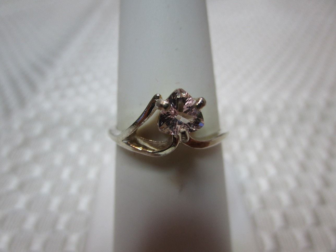 Trillion Cut Afghanistan Kunzit Ring in Sterling Silber - Größe 7 #2661 von MargaretsGems