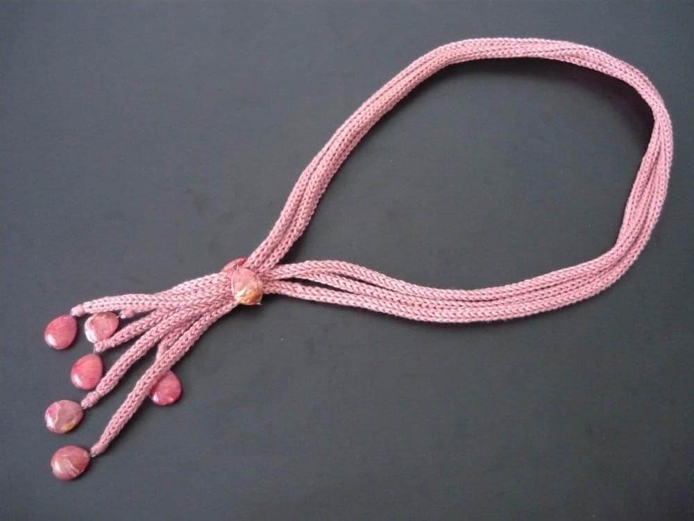 Gehäkelte Halskette Mit Perlen, Tricotin Schmuck, Häkelschmuck, Gestrickter Schmuck von MariAnnieArt