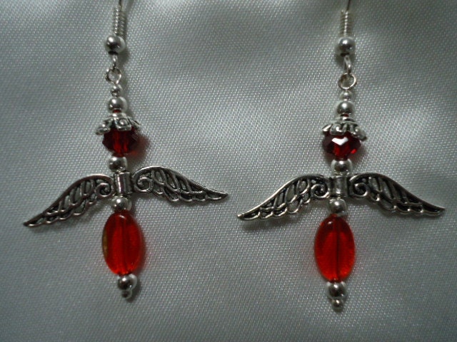 Rote Ovale Engel Ohrringe Rote Ovale Engel Ohrringe von MariFlorCreations