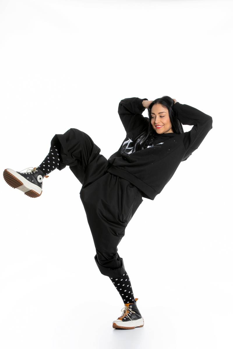 Baggy Hose Mit Entspannter Passform, Lounge Hose, Kleidung in Übergrößen, Loungewear Damen Kleidung, Entspannte Schwarz, Lockere Freizeithose von MariaQueenMaria