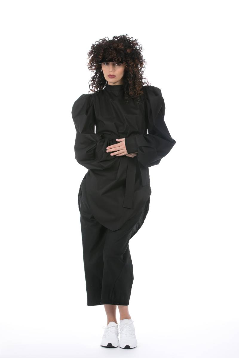 Schwarzes Tunika Top, Puffärmel Elegantes Kleid, Gothic Steampunk Bluse, Bischof Ärmel Vintage Style Cyberpunk Top von MariaQueenMaria