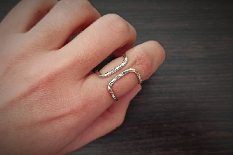 Schlichte Linie Ring Sterling Silber Moderne Minimalist Ring von MarianaHandmade