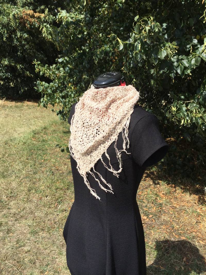 Hand Gestrickte Schal, Gestrickt Chunky Creme Einzigartiges Geschenk, Geschenk-Ideen, Damen Accessorise, Schal von MarianaPandi