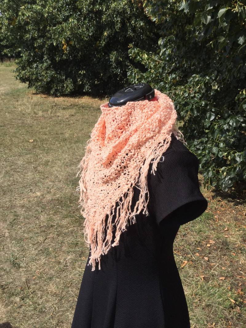 Handgemachte Schal, Handgestrickte Chunky Rosa Einzigartiges Geschenk, Geschenkideen, Damen Schals, Accessorise von MarianaPandi