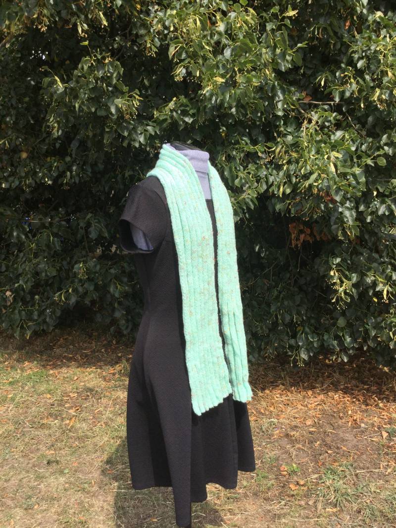 Schals, Geschenkideen, Hand Stricken Schal, Damen Accessorise, Ausgefallene Damen, Handgemachte Artikel, Handgemachtes Geschenk von MarianaPandi