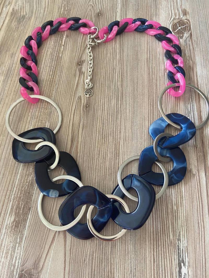 Damen Statement Kette Blogger Modeschmuck Pulloverkette Halskette Lang 75cm Blau Pink Silberfarbig Modekette Extravagant Gliederkette Damen Statement Kette Blogger Modeschmuck Pulloverkette Halskette Lang 75cm Blau Pink Silberfarbig Modekette Extravagant Gliederkette von Mariandldesign