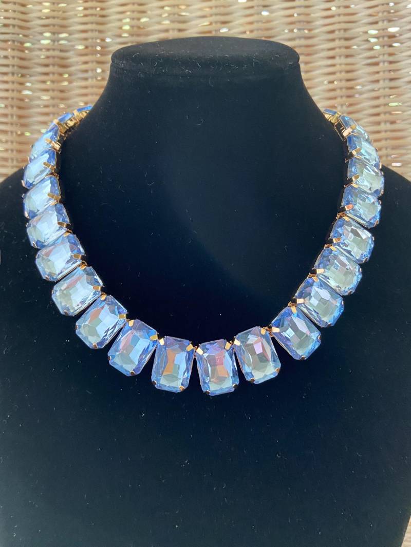 Damenkette Statement Halskette Brautschmuck Abendkette Blau Goldfarben Glitzer Steine Collier Blogger Modeschmuck Elegant von Mariandldesign