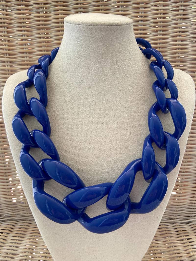 Halskette Statement Damenkette Gliederkette Chunky Kette Modeschmuck Acryl Bib Kurz Glanz Blau Blogger Modekette von Mariandldesign