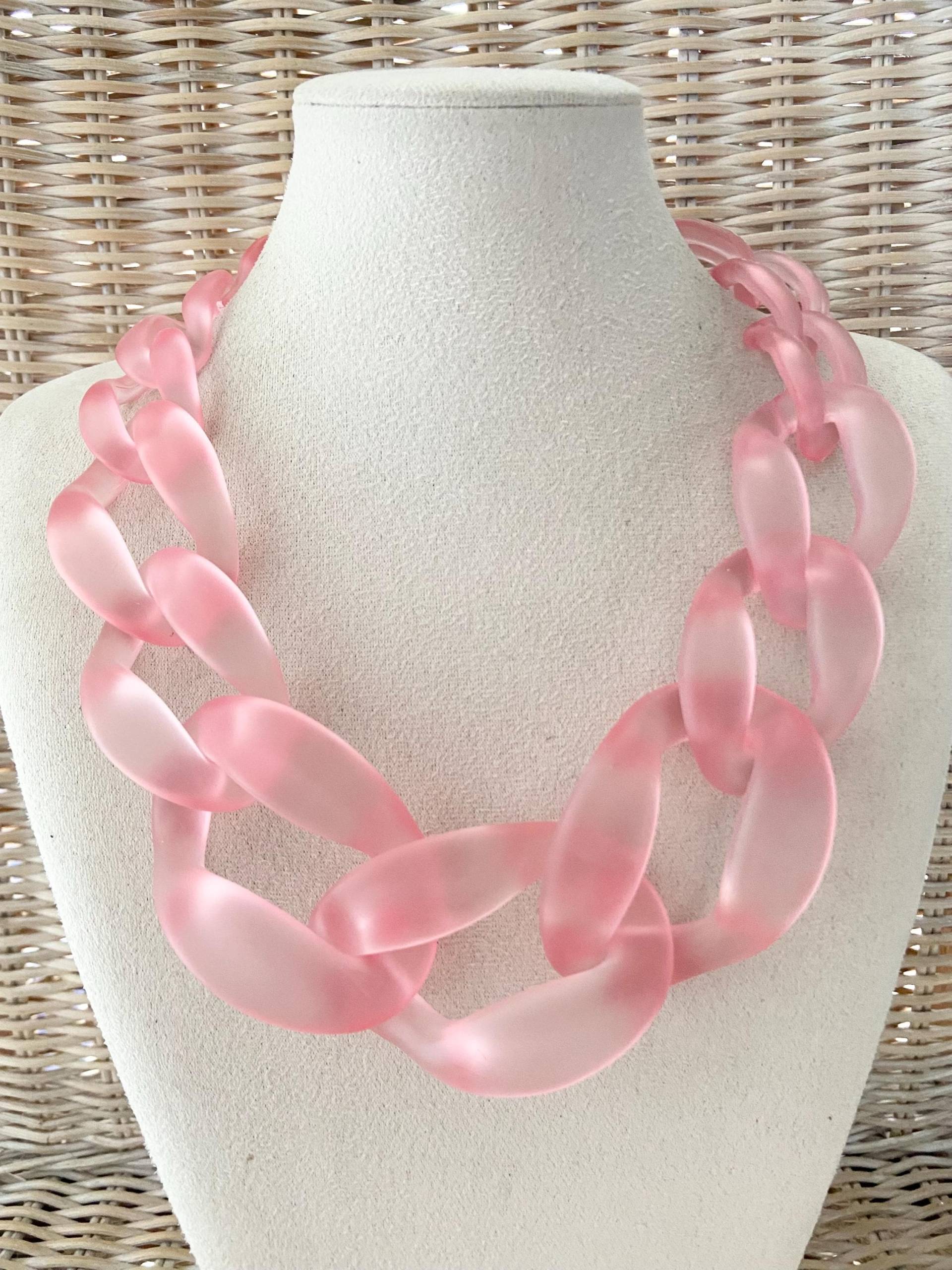 Halskette Statement Damenkette Gliederkette Chunky Kette Modeschmuck Acryl Bib Rosa Matt Extravagant Modekette von Mariandldesign