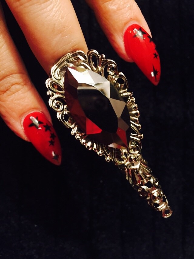 Silber Kristall Nagelspitze von MariannaHarutunian