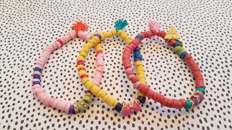 Marianna Mae Classic Bright Perlen Stretch Coco Armbänder 3Pak-Multi von MariannaMaeDesign