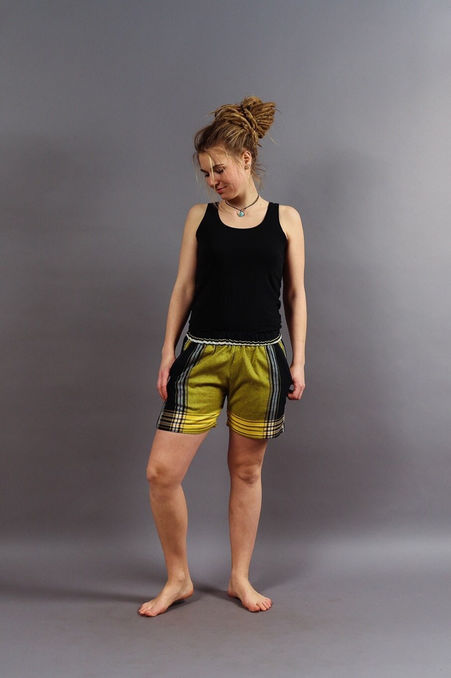 Kikoyshorts "Chui" - Gelb-Grün Baumwolle Handarbeit Fair von MaridadiFashionDE