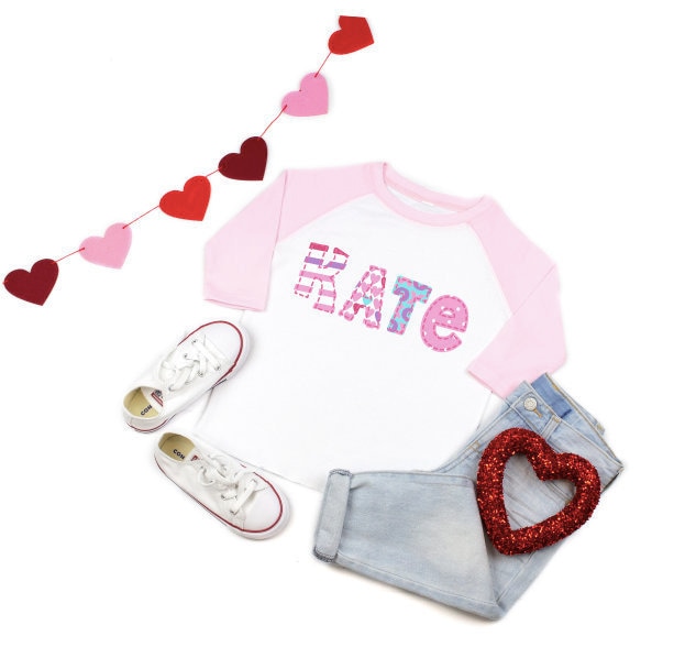 Personalisiertes Mädchen Valentinsshirt, Baby Personalisiertes Kleinkind Valentines Top von MarieCompany