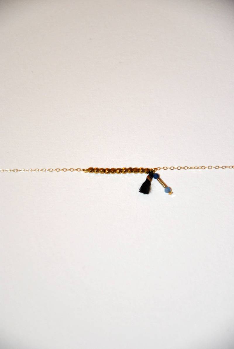 Vergoldetes Armband, Mikro Saphir Und Hämatitperlen von MarieSubirana