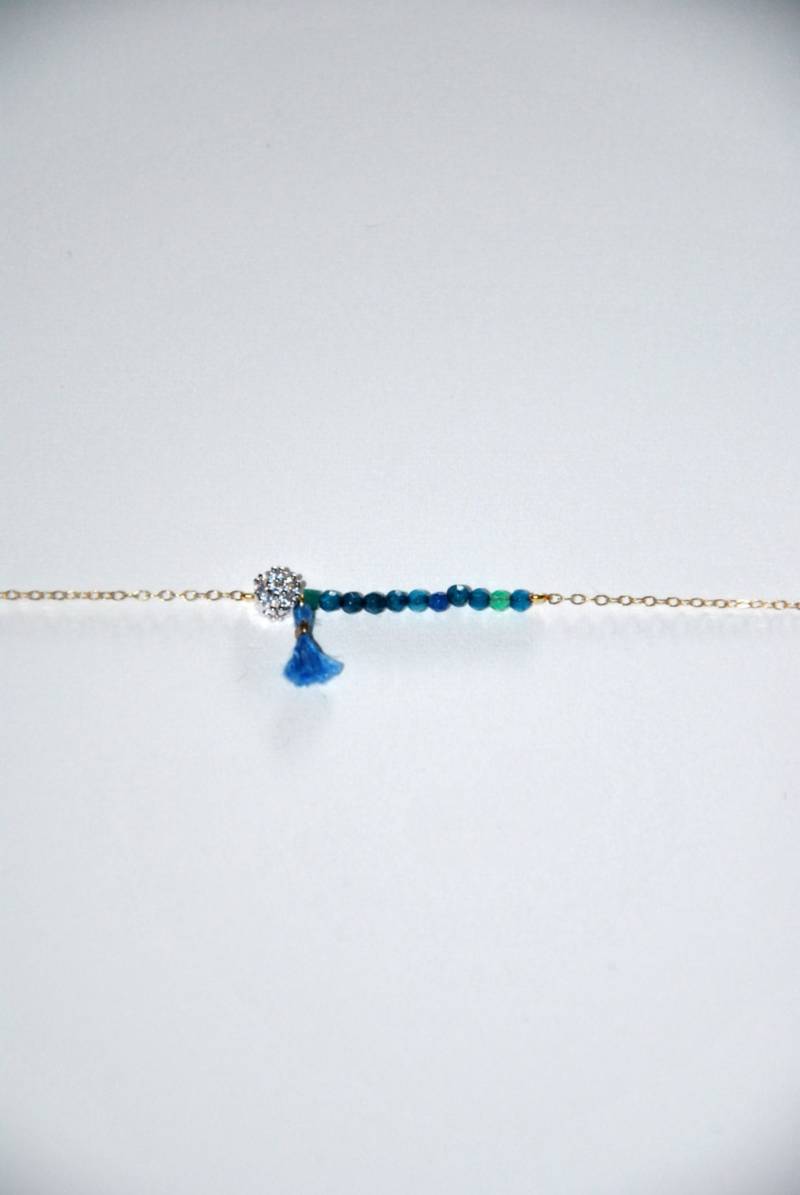 Vergoldetes Armband Sehr Fein Mit Blauen Perlen Und Seide Quaste von MarieSubirana