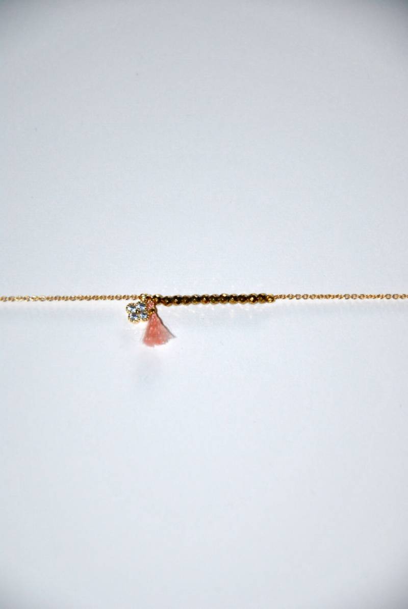 Vintage Armband Sehr Fein Vergoldet Mit Goldenen Steine Und Kleine Kleeblatt von MarieSubirana