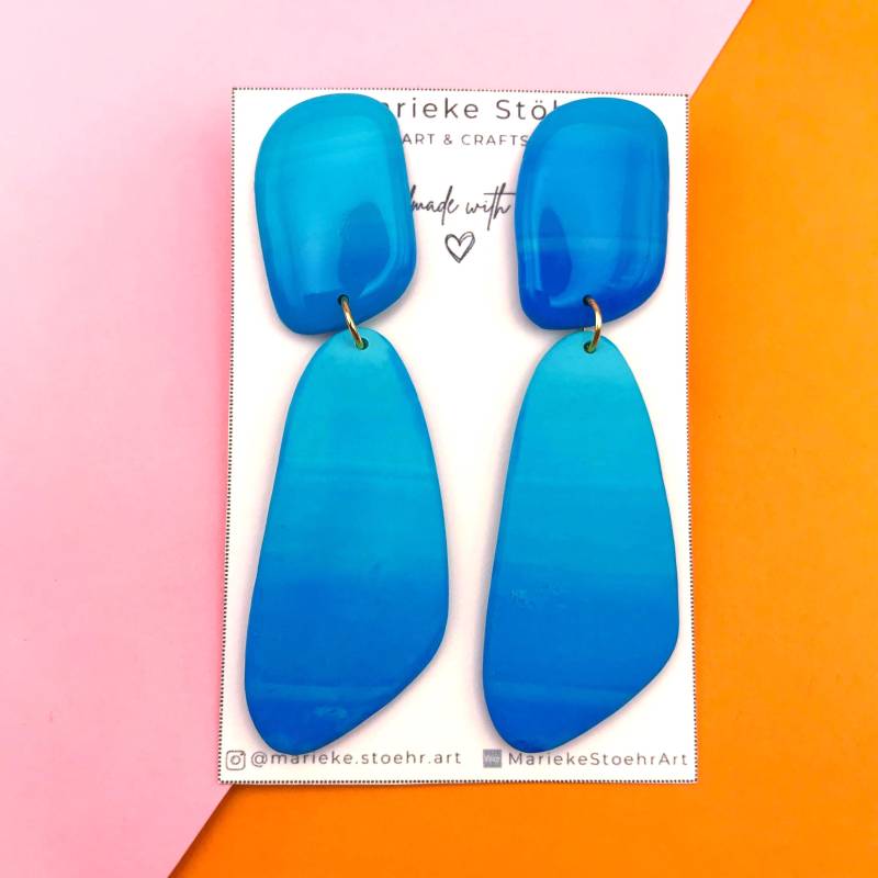 Handgemachte Statement-Ohrringe Aus Polymer Clay in Blautönen - Längliche Form von MariekeStoehrArt
