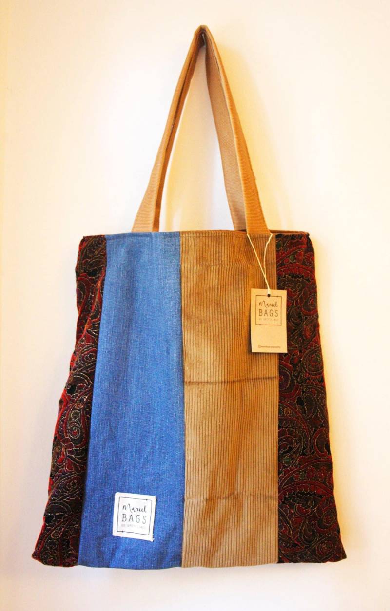 Upcycled Handgemachte Tasche Recycelte Materialien Textil Jeans Cord, Bolso Hecho A Mano Con Materia Reciclada Vaqueros Pana -Unikat Maxibag Upcycled Handgemachte Tasche Recycelte Materialien Textil Jeans Cord, Bolso Hecho A Mano Con Materia Reciclada Vaqueros Pana -Unikat Maxibag von MarielBags