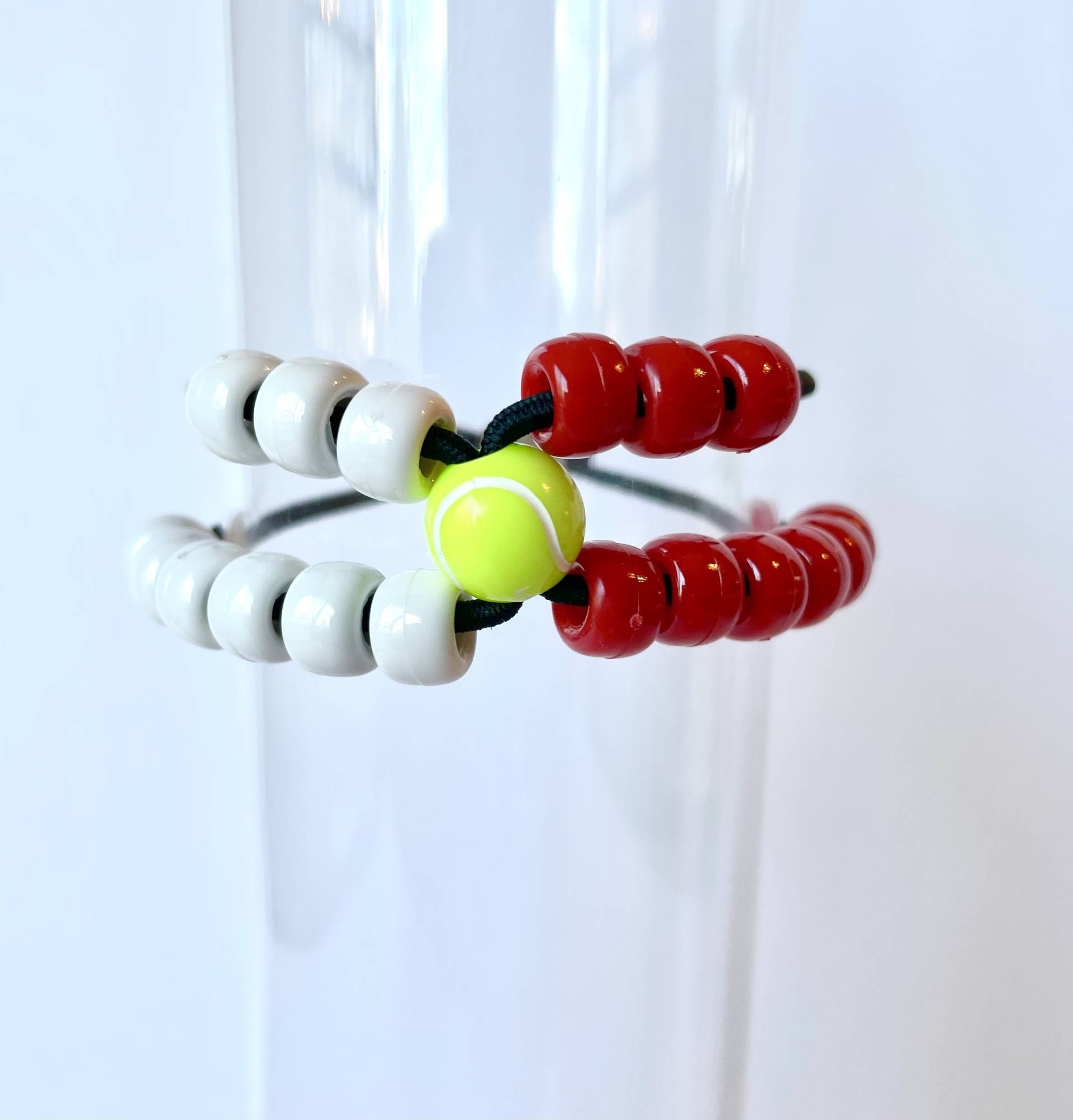 Score Keeper Tennis Armband - Rot & Weiß Perlen Mit Schwarzer Gummikordel Score Keeper Tennis Armband - Rot & Weiß Perlen Mit Schwarzer Gummikordel von MariesKeepers