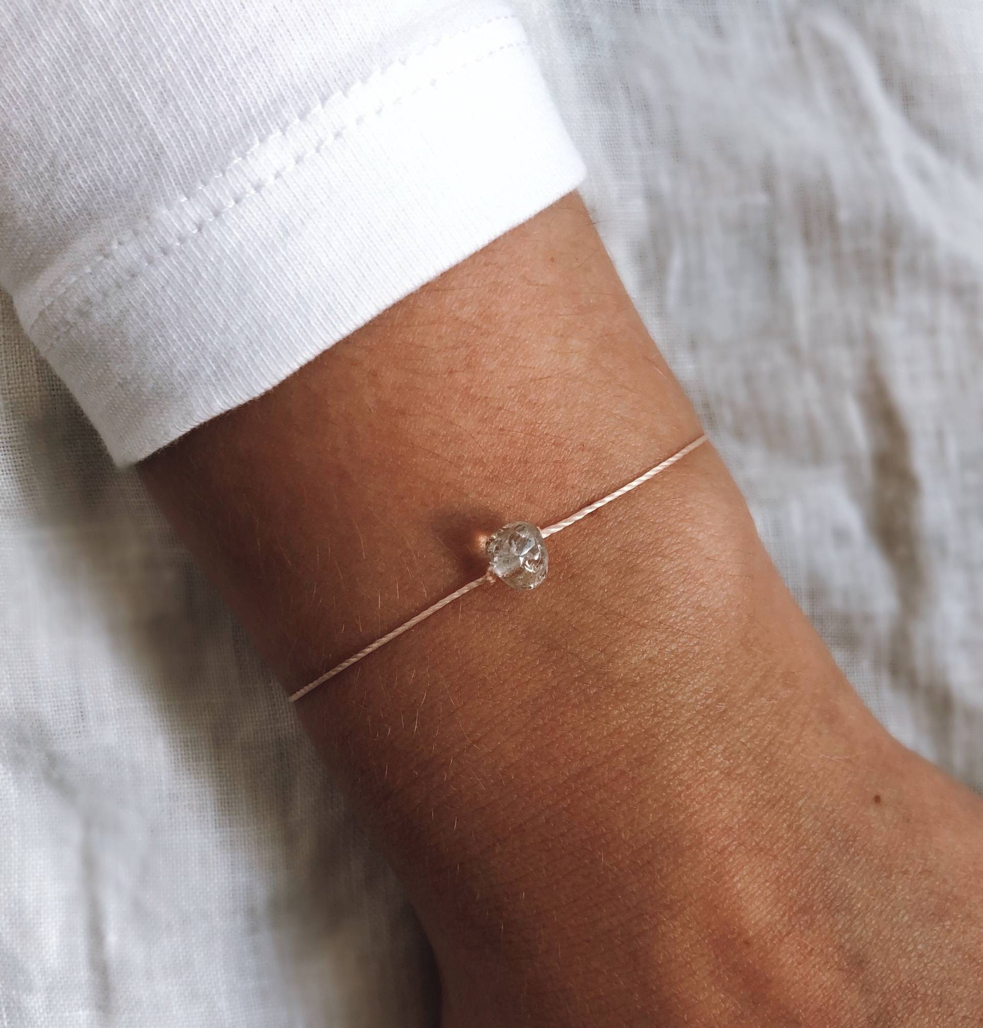 Bergkristall Armband, Natürlicher Bergkristall, Zierlicher Schmuck, Filigranes Freundschaftsarmband, Schmuck, Nylonband von MarilutiqueShop