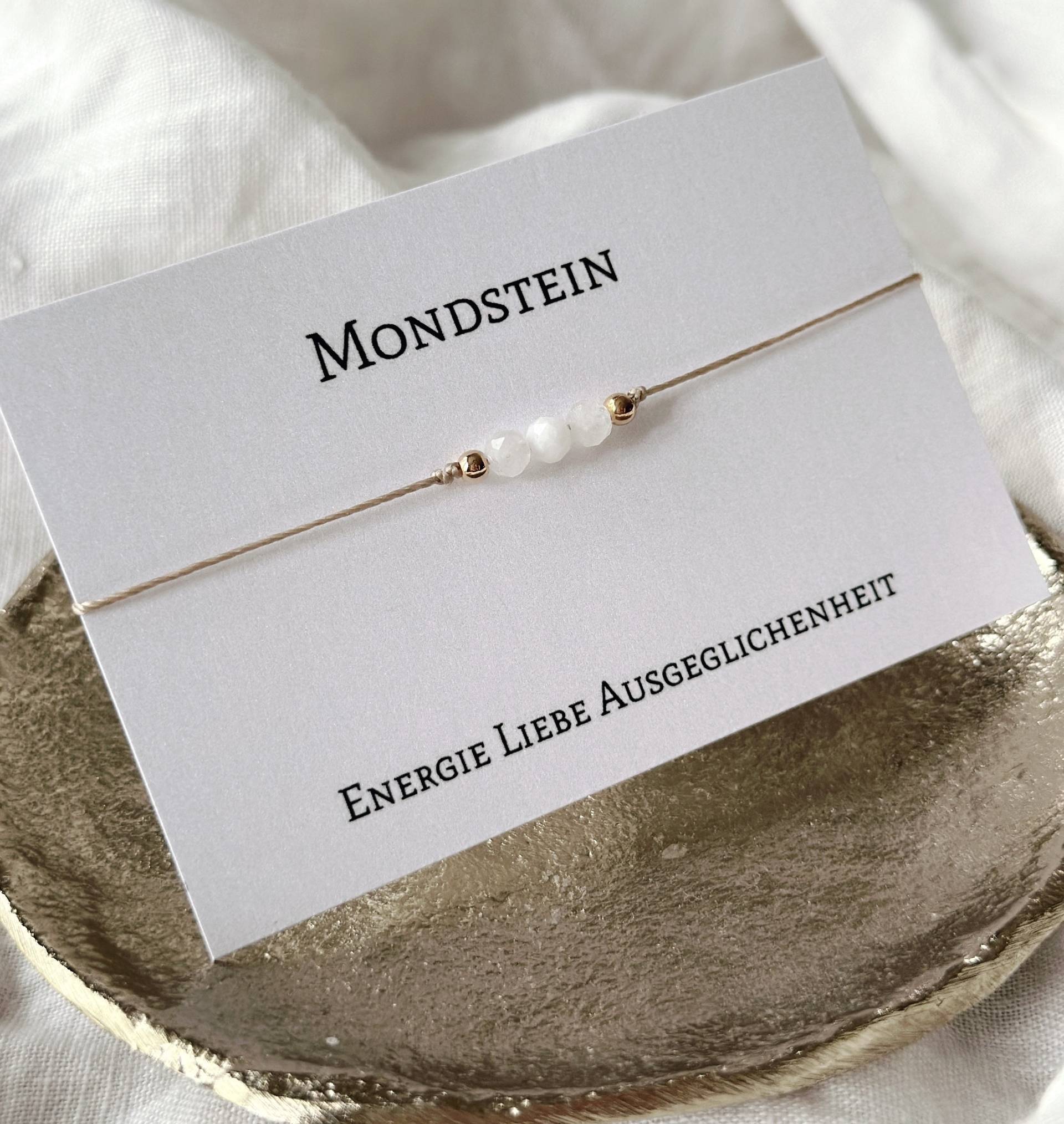 Mondstein Armband, Zierlich Und Filigran, Größenverstellbar, Heilstein Armband von MarilutiqueShop