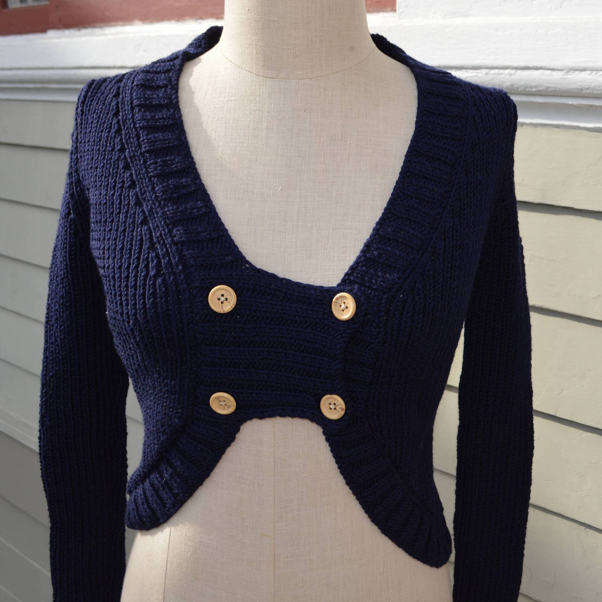 Marineblau Frau Pullover Marineblau Frau Pullover von MarinJaneKnits