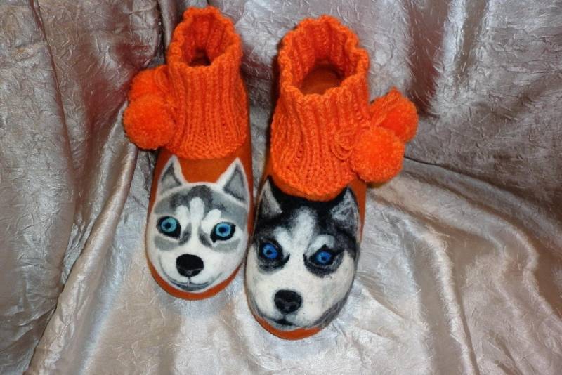 Husky Hund Gefilzt Hausschuhe Orange Pet Tier Portrait Wolle Filz Schuhe Frauen Haus Clogs Für Immer Freunde Personalisierte Haustier Liebhaber von MarinaSheepShop
