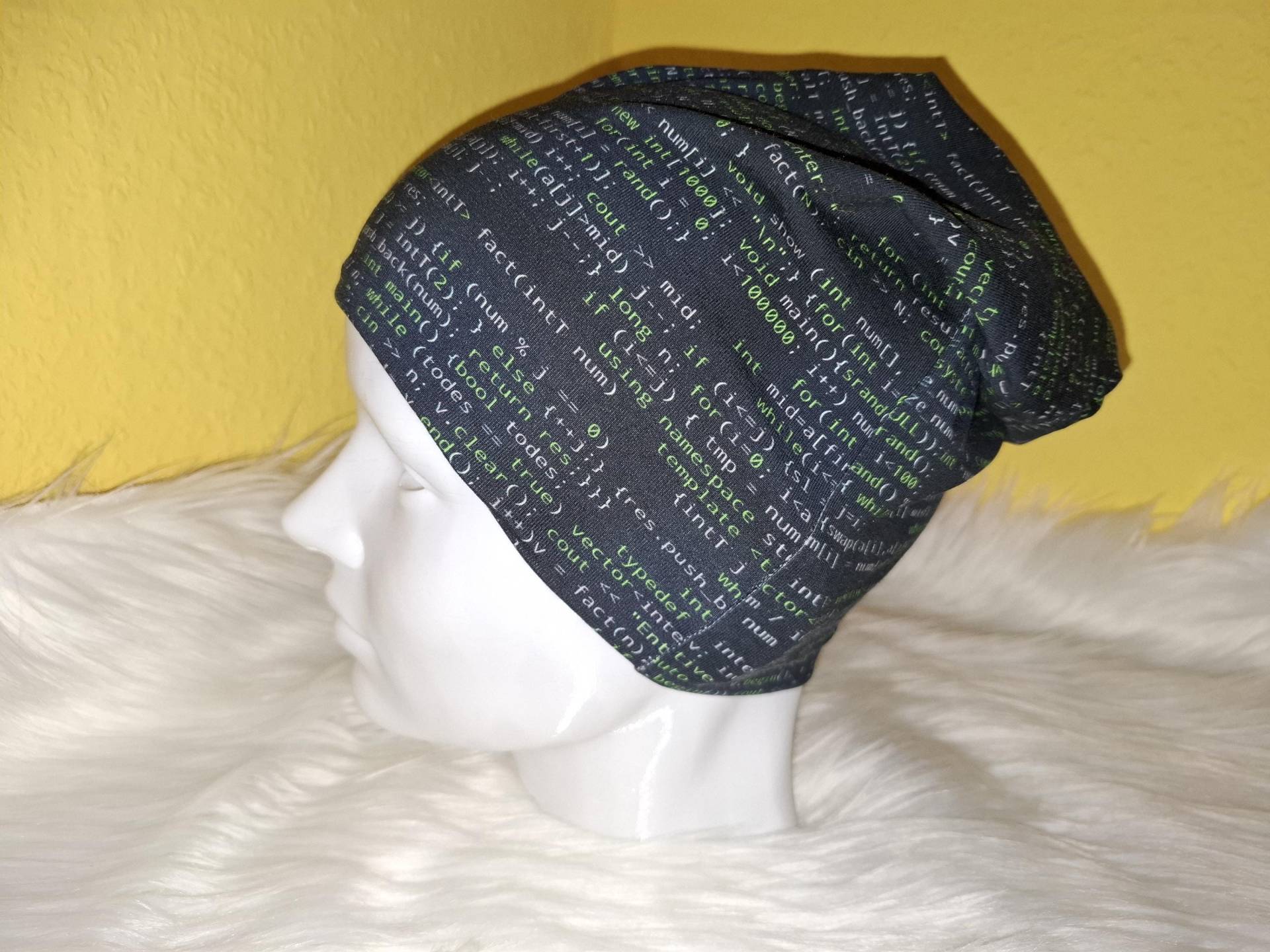 Handmade Beanie Mütze Für Kinder Und Erwachsene Quellcode Sourcecode Schwarz Grün Handmade Beanie Mütze Für Kinder Und Erwachsene Quellcode Sourcecode Schwarz Grün von Marinakaeferchen