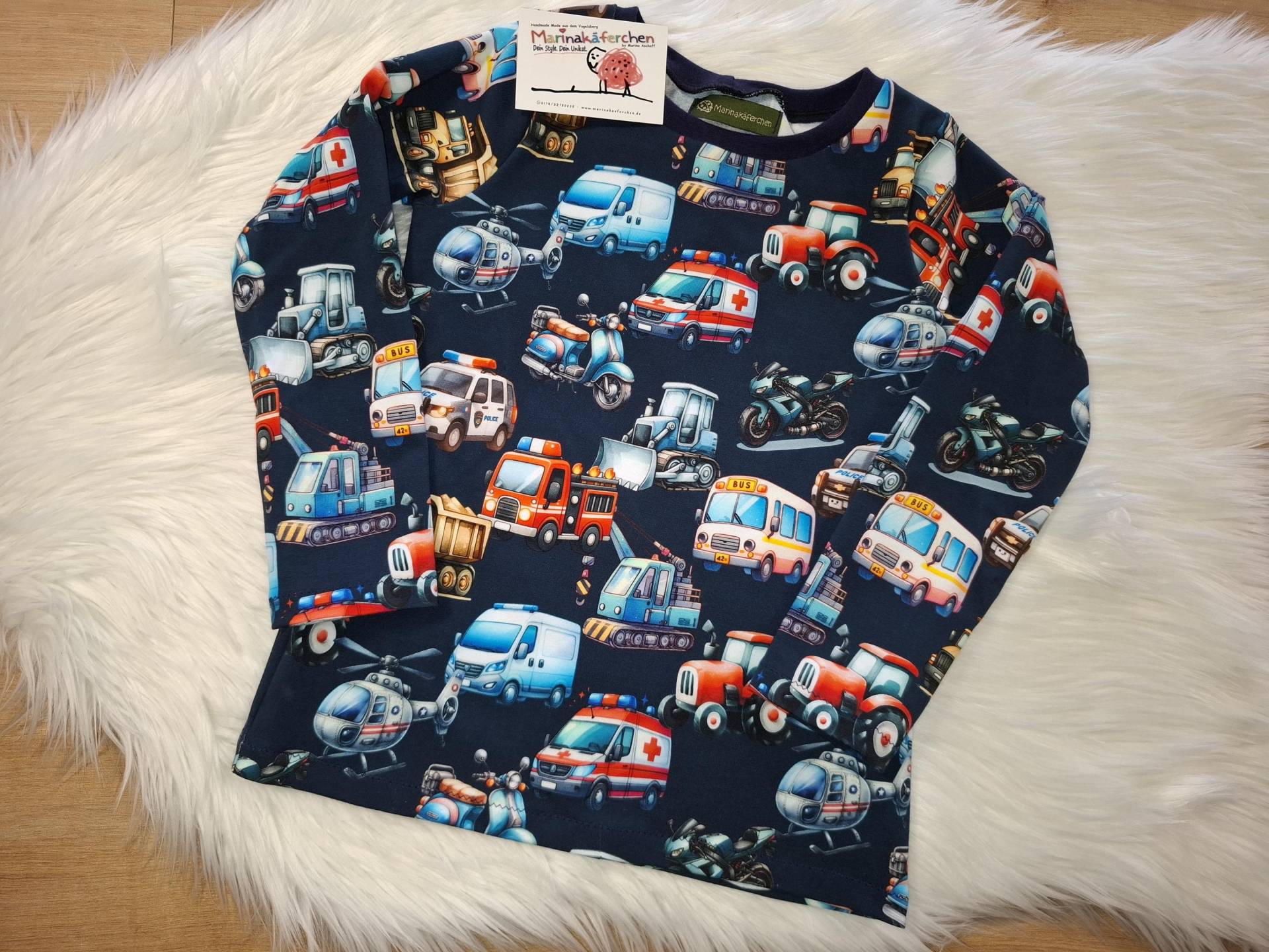 Handmade Pullover Pulli Sweatshirt Langarmshirt Auto Fahrzeuge Bus Traktor Jungen Mädchen Gr. 86 92 98 104 110 116 122 128 134 140 146 152 von Marinakaeferchen