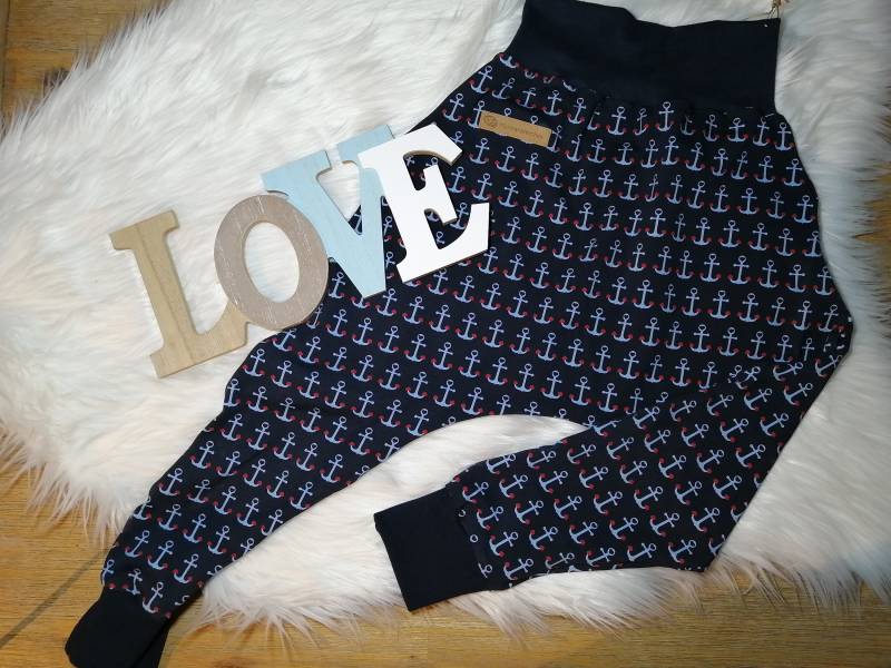 Handmade Pumphose Mädchen Anker Herzen Dunkelblau Maritim von Marinakaeferchen