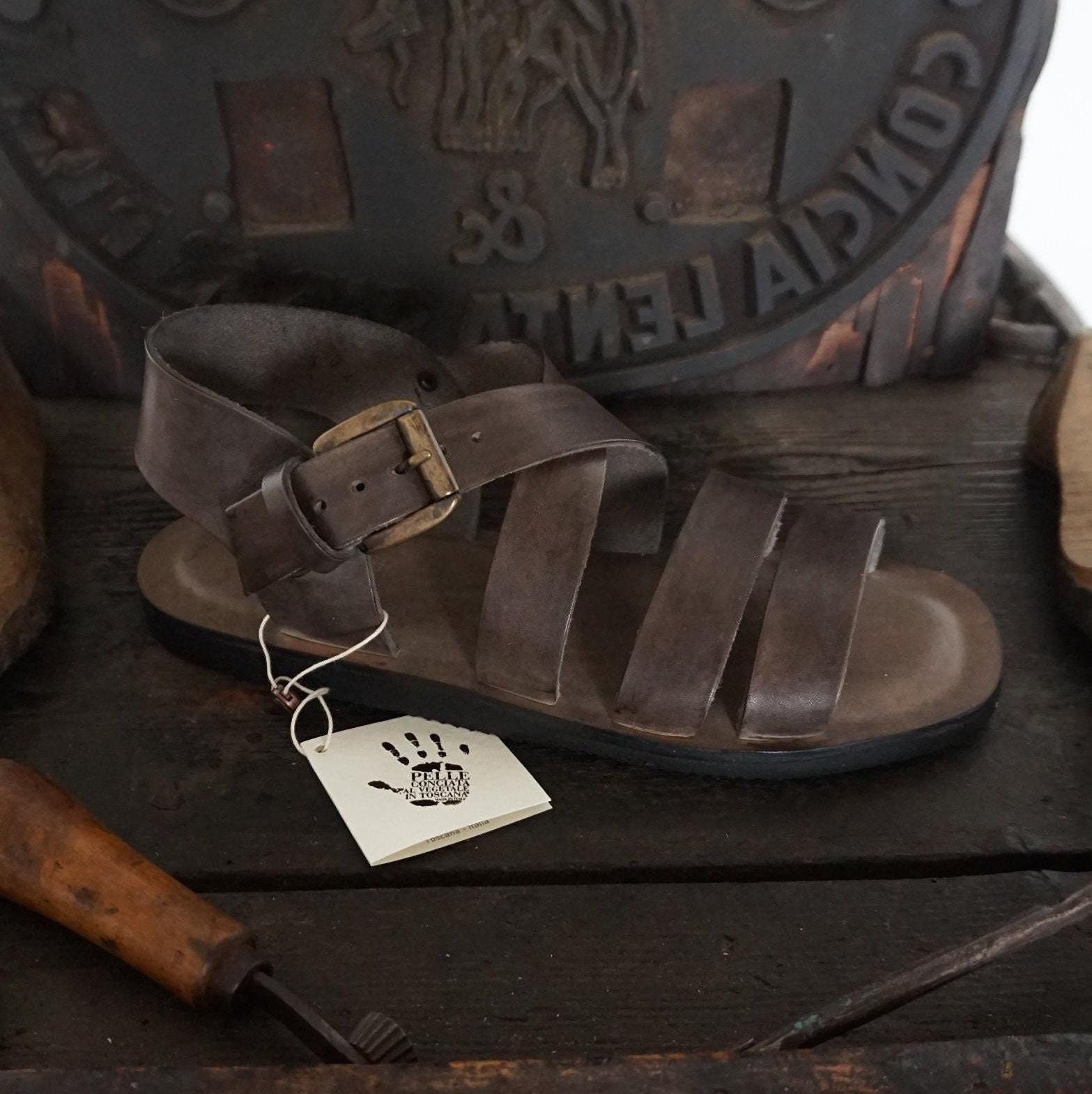 Handgefertigte Herren-Ledersandalen Von Mario Doni, Anpassbare Handgefertigte Herrensandale Mit Gummisohle, Leichte Sandale, Hergestellt in Italien von MarioDoni