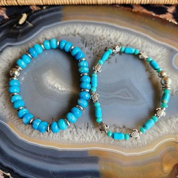 Armbänder Hellblau Naturperlen von MarioMariani