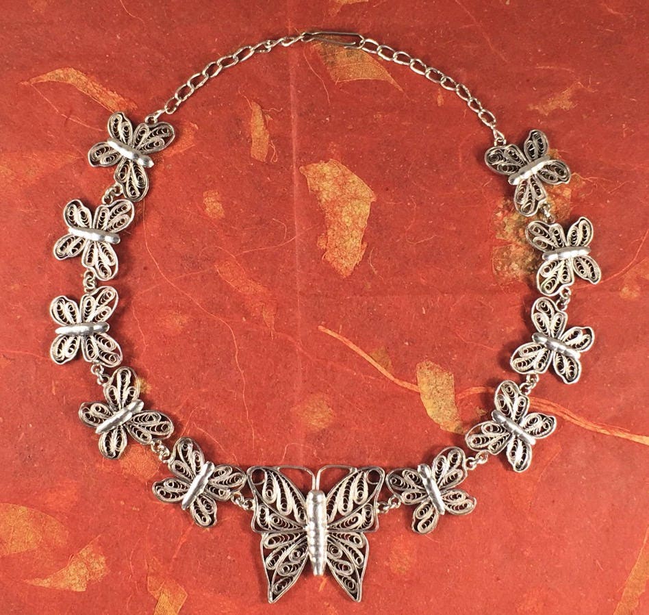 Vintage Schmetterling Halskette Silber Filigranen, 15, 5 Zoll von MariposaJewelryWorks