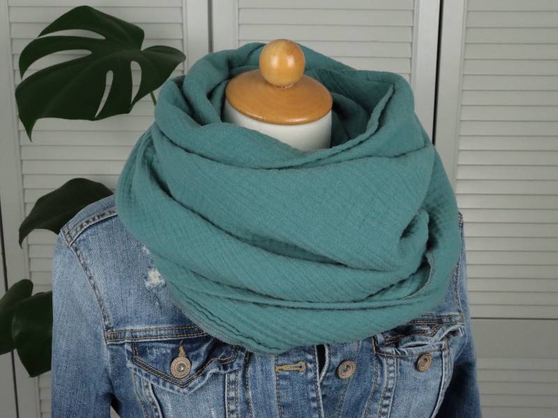 Musselintuch Versch. Größen Für Frauen Und Kinder Schal Halstuch Spucktuch Altgrün Altmint Partnerlook von MarjasStoffstern