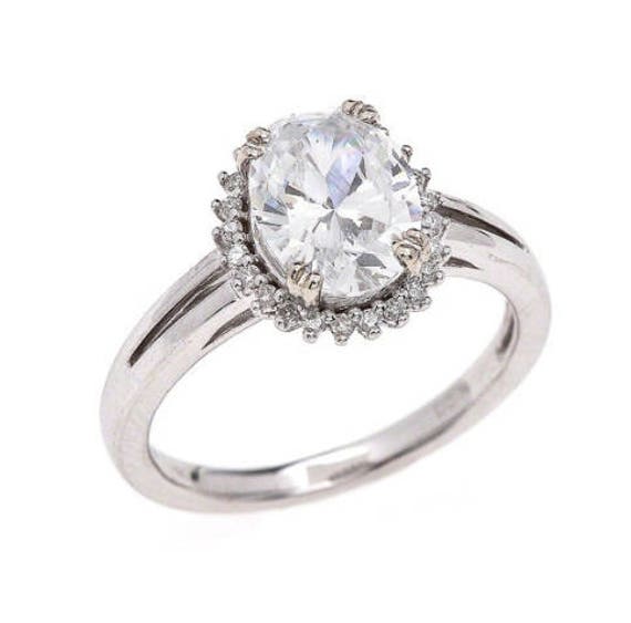 Moissanit Halo Verlobungsring Aus 14K Weißgold/2 Karat Oval Mitte .20 Seitliche Diamanten | Lab Diamant Auf Anfrage Verfügbar von MarkWayneInc