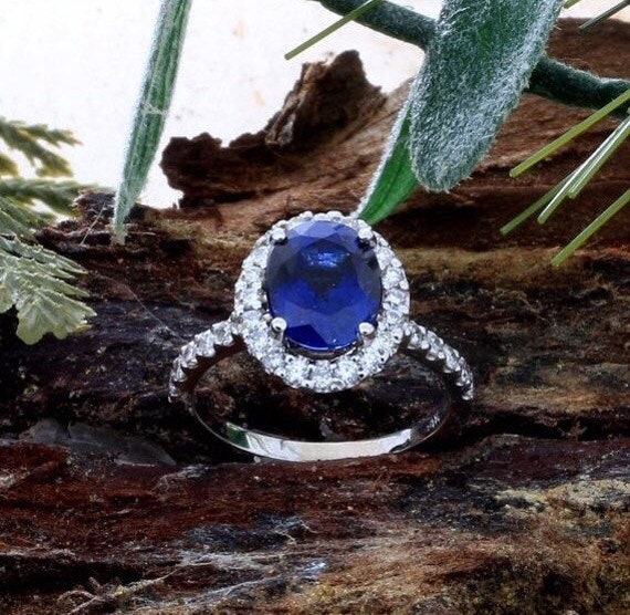 Saphir Diamant Ring - Im Ovalschliff Saphir Diamant Ring - Im Ovalschliff von MarkWayneInc