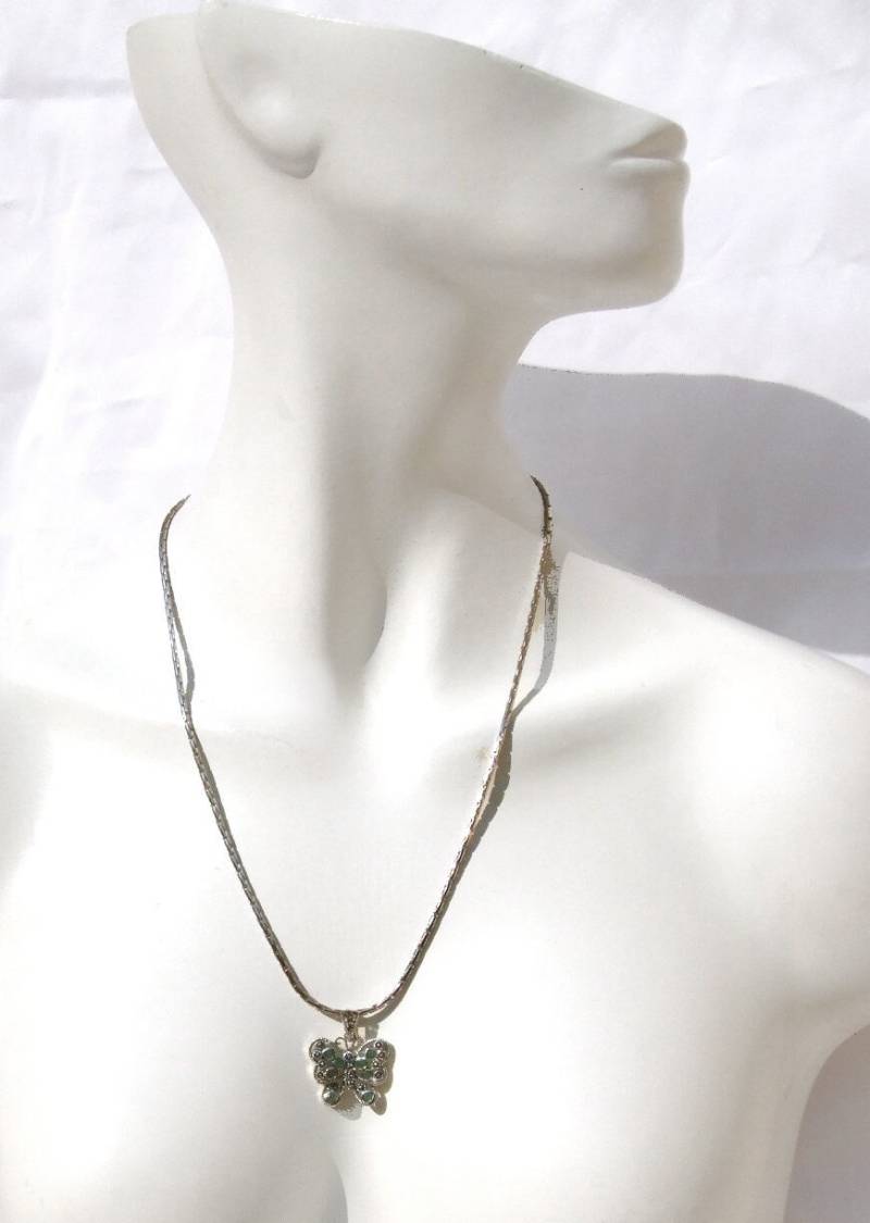 Anhänger 925 Silber 8x Smaragd Facettiert 20x Markasit Schmetterling von Markasitschmuck