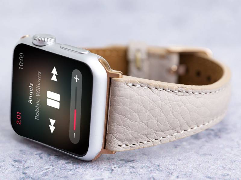 Schlank Leder Apple Uhrenarmband 49 Mm 46 45 44 42 41 40 Mm, Rock Beige Graviert Iwatch Armband Damen Serie 10 9 8 7 6 5 Ultra Mom Girl von MarlaLeather