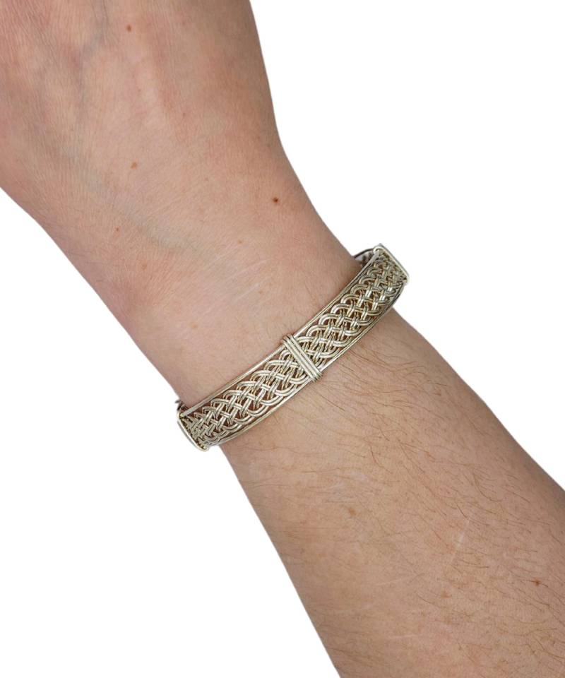 Handgemachtes Argentium Silber Armband Geflochtener Armreif Handgemachtes Argentium Silber Armband Geflochtener Armreif von MarletteLLC