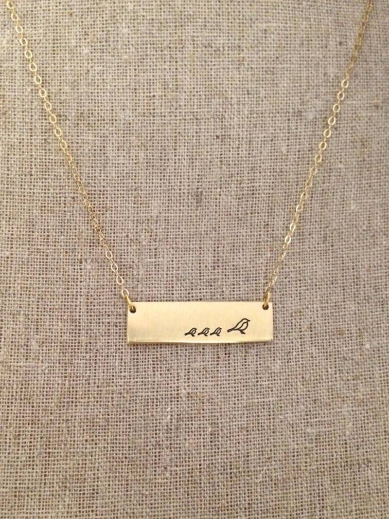 Benutzerdefinierte Goldene Mutter Vogel Halskette Rechteck Anhänger Mit Familie Kinder Schwestern Brüder Oder Freunde von MarleyJaneDotCom